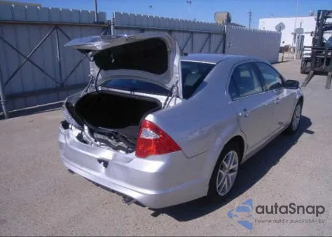 2011 Ford Fusion z USA, uszkodzony, nr VIN 3FAHP0JG1BR344827